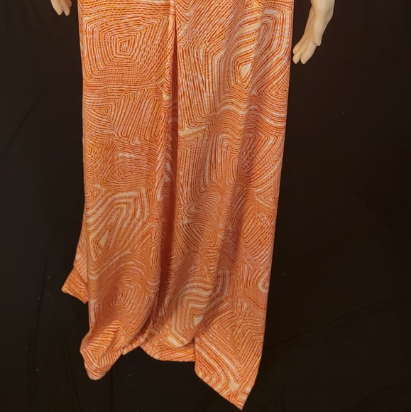 Knot front dress - Picture 2 of 2